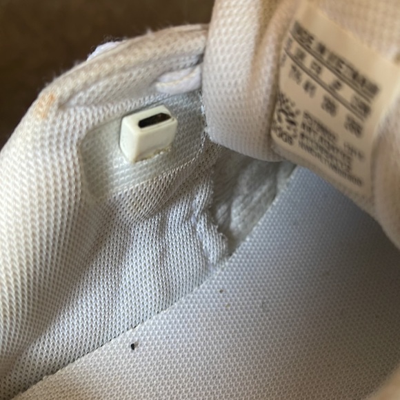 A beautiful adidas size 8 with light good condition - Picture 7 of 7